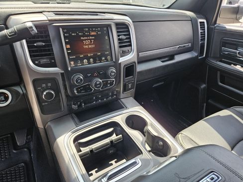 Used 2016 RAM 2500 Limited AWD/4WD image 21