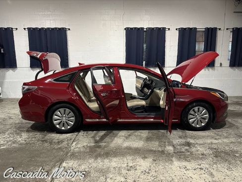 Used 2016 Hyundai Sonata SE FWD image 38
