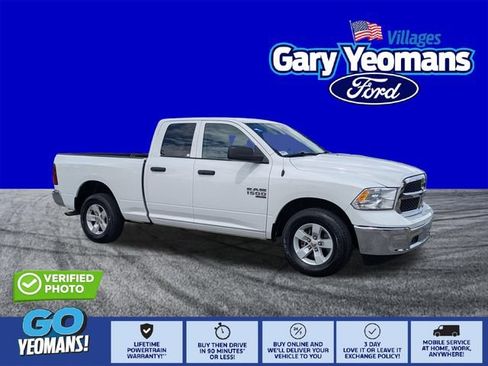 Used 2024 RAM 1500 Classic SLT AWD/4WD image 1