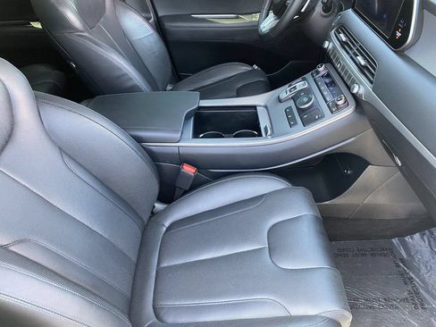Used 2022 Hyundai Palisade SEL w/ Premium Package FWD image 16