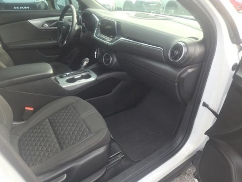 Used 2019 Chevrolet Blazer LT AWD/4WD image 21