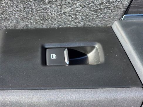 Used 2025 Ford F150 Lariat w/ Equipment Group 502A High image 45