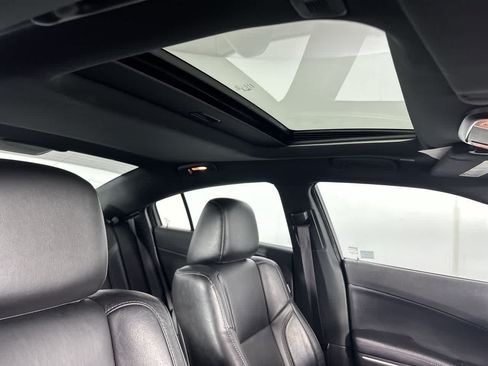 Used 2021 Dodge Charger SXT w/ Leather Interior Group RWD image 3