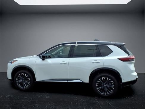 Certified 2026 Nissan Rogue Platinum w/ Platinum Premium Package AWD/4WD image 9