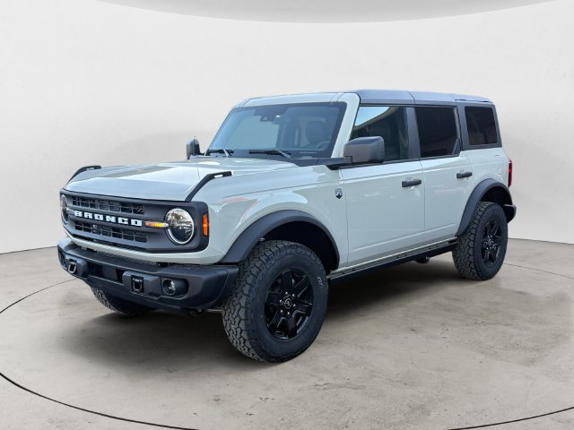 Used 2025 Ford Bronco Big Bend w/ Black Diamond Package AWD/4WD image 1