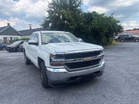 Used 2019 Chevrolet Silverado 1500 LT AWD/4WD image 11