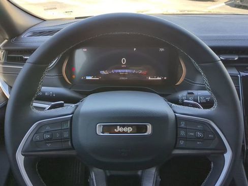 Certified 2024 Jeep Grand Cherokee L Limited image 33