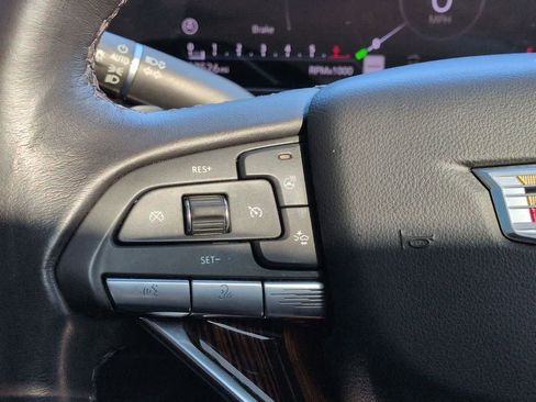 Used 2022 Cadillac Escalade ESV Premium Luxury AWD/4WD image 26