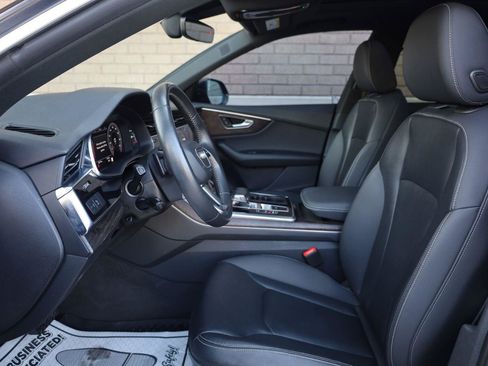 Used 2019 Audi Q8 Premium Plus w/ Premium Plus AWD/4WD image 14