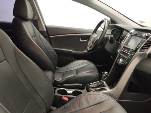 Used 2016 Hyundai Elantra GT w/ Option Group 03 image 21