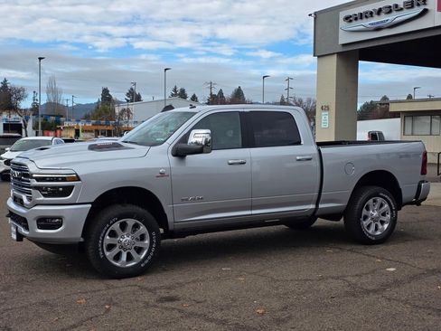 New 2026 RAM 3500 Laramie image 39
