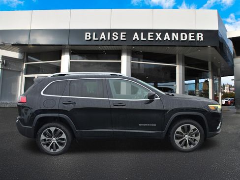 Used 2021 Jeep Cherokee Limited w/ Elite Package AWD/4WD image 2