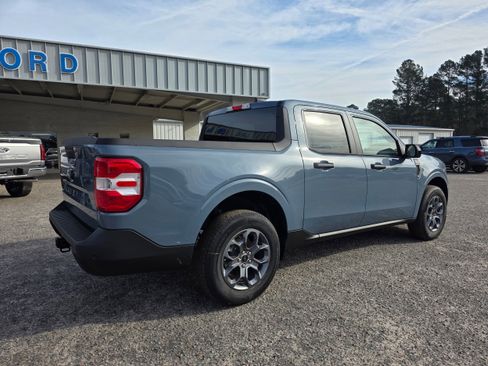New 2025 Ford Maverick XLT w/ XLT Luxury Package image 4