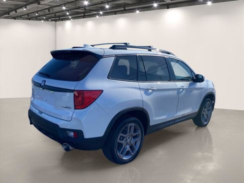 Used 2023 Honda Passport EX-L image 7