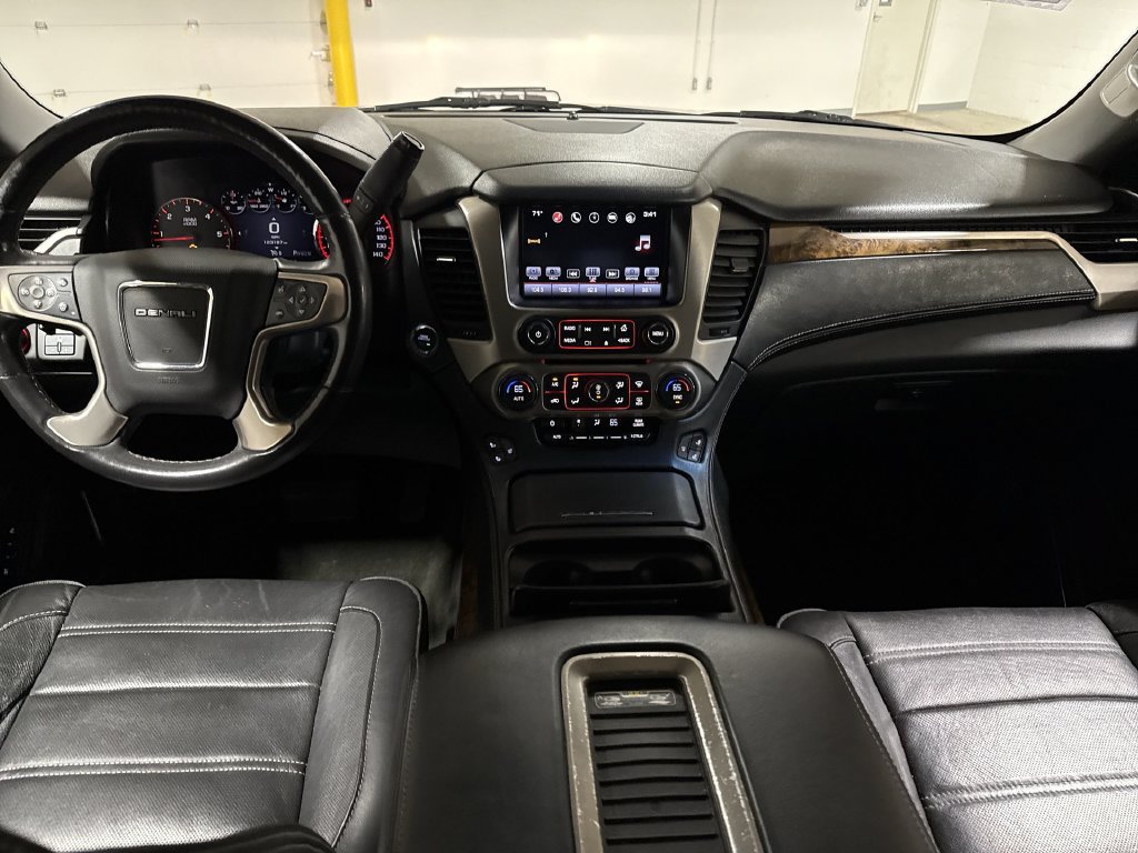 Used 2016 GMC Yukon Denali w/ Open Road Package AWD/4WD image 10