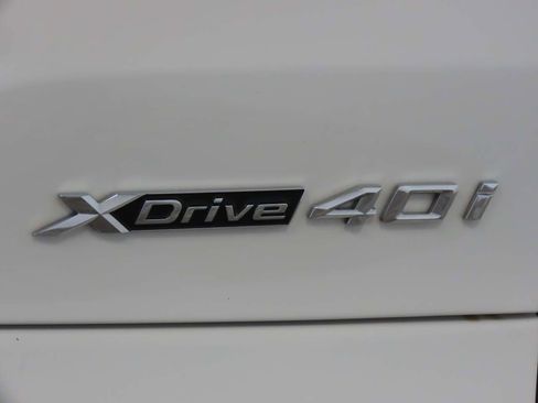 Used 2025 BMW X5 xDrive40i AWD/4WD image 6