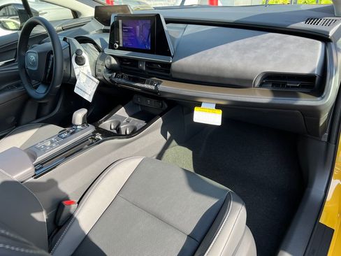 New 2026 Toyota Prius Plug-In Hybrid image 19