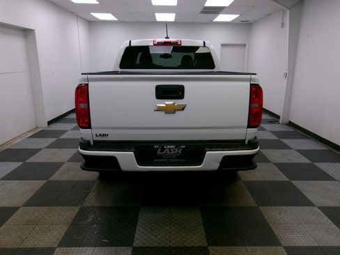 Used 2019 Chevrolet Colorado W/T w/ Custom Special Edition image 11