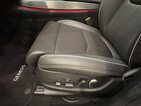 Certified 2025 Genesis GV70 3.5T Sport image 10