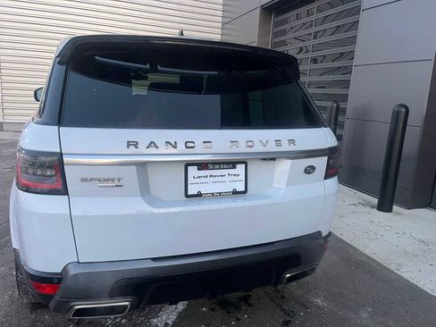 Used 2019 Land Rover Range Rover Sport HSE image 4