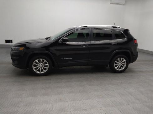 Used 2019 Jeep Cherokee Latitude w/ Popular Appearance Group image 2
