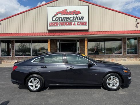 Used 2023 Chevrolet Malibu LT image 3