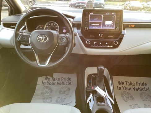 Used 2022 Toyota Corolla SE image 30