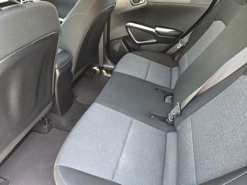 Used 2020 Kia Soul GT-Line FWD image 29