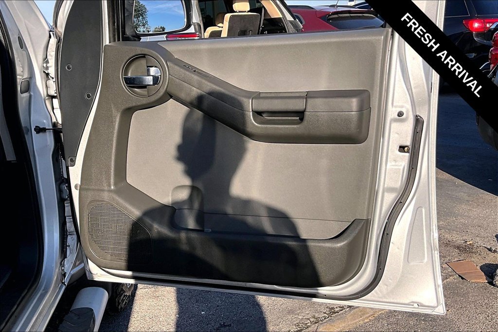 Used 2012 Nissan Xterra S AWD/4WD image 25