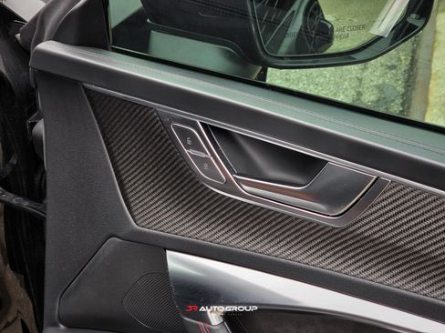 Used 2021 Audi RS 7 Sportback AWD/4WD image 36