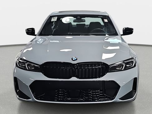 New 2026 BMW 330i Sedan w/ M Sport Package image 2