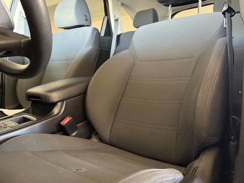 Used 2019 Kia Sorento AWD V6 image 21