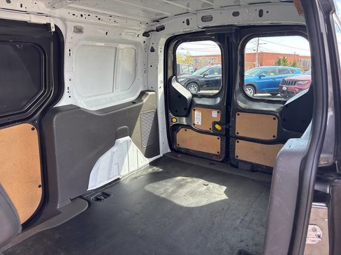 Used 2020 Ford Transit Connect XL FWD image 22
