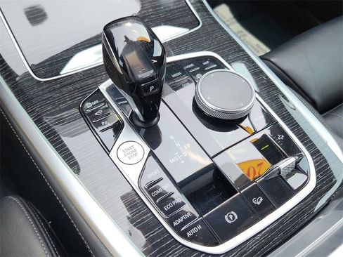 Used 2021 BMW X7 xDrive40i w/ M Sport Package image 20