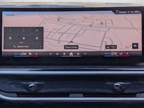 Certified 2025 BMW X5 sDrive40i w/ M Sport Package RWD image 13