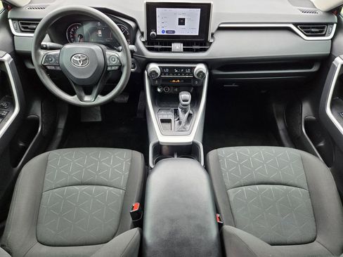 Used 2024 Toyota RAV4 XLE FWD image 5