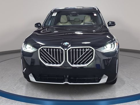 New 2026 BMW X3 xDrive30 w/ Premium Package image 2