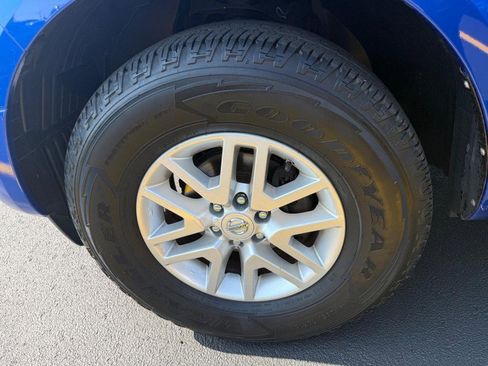 Used 2015 Nissan Frontier SV image 15