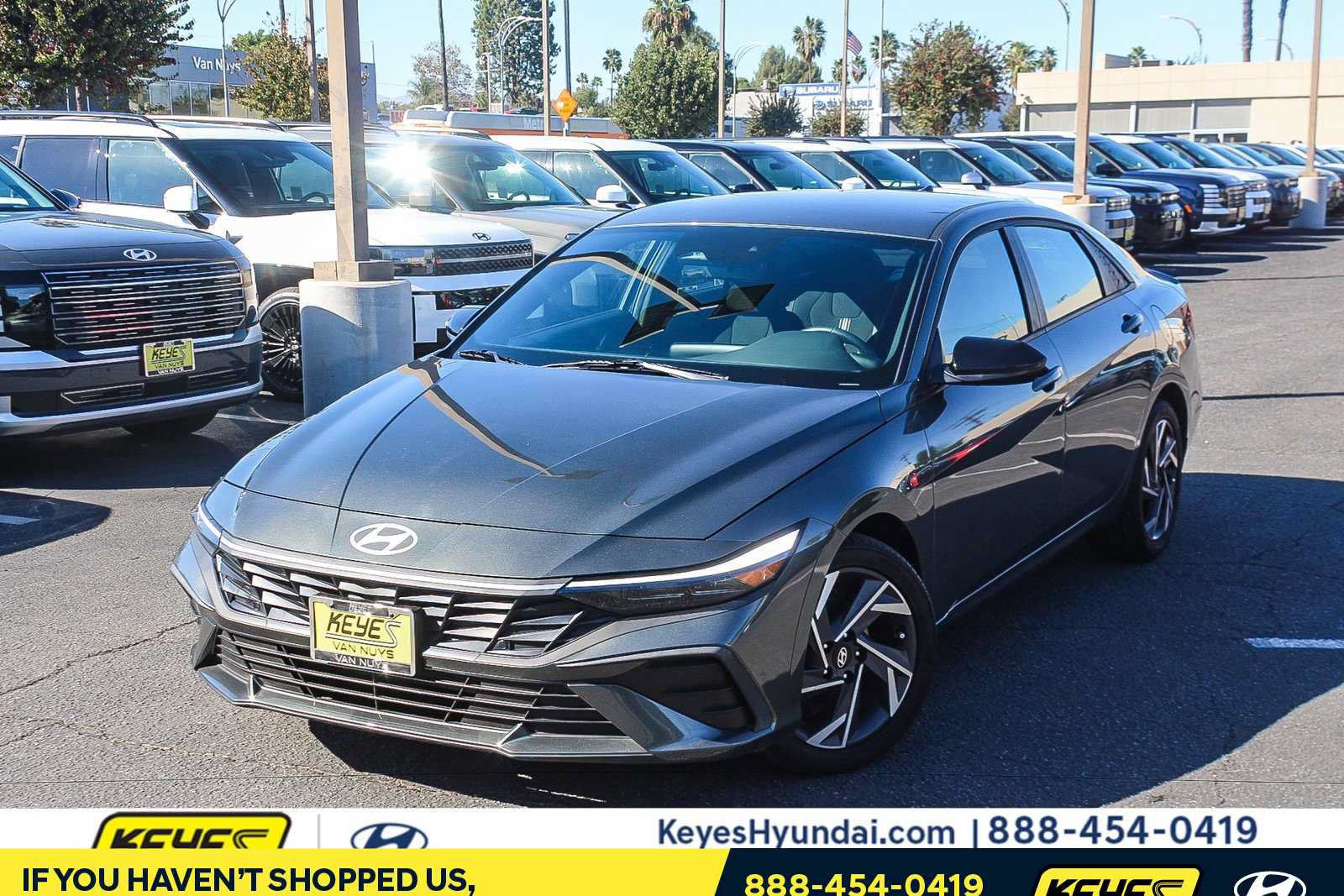 Certified 2025 Hyundai Elantra Sport FWD image 1