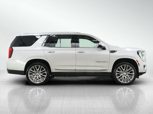 Used 2025 GMC Yukon Denali w/ Denali Reserve Package image 6