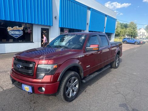 Used 2014 Ford F150 FX4 w/ Equipment Group 402A Luxury AWD/4WD image 2