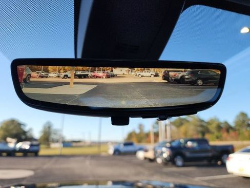 Used 2021 Chevrolet Tahoe Premier w/ Premium Package image 35