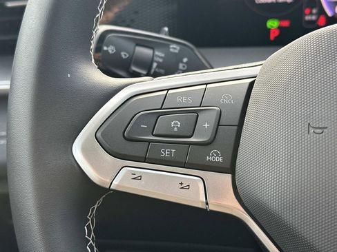 New 2026 Volkswagen Tiguan SE image 22