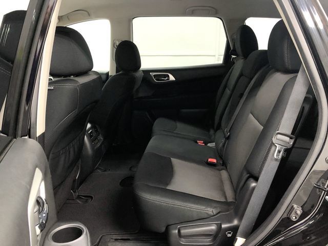 Used 2017 Nissan Pathfinder SV AWD/4WD image 25