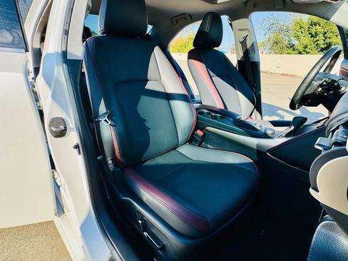 Used 2020 Lexus IS 300 w/ Premium Package image 26