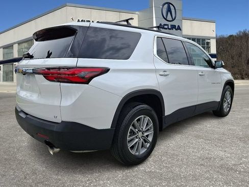 Used 2023 Chevrolet Traverse LT FWD image 6
