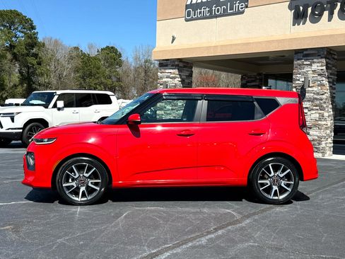 Used 2021 Kia Soul Turbo image 2