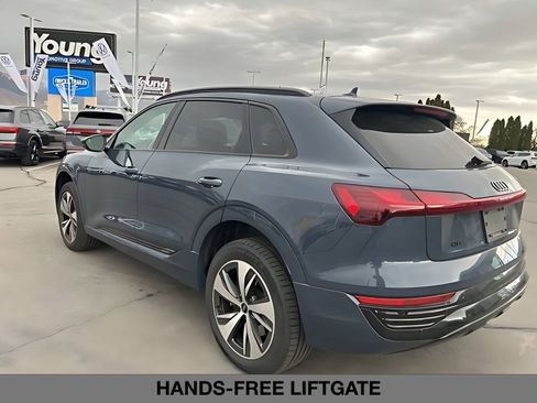 Used 2024 Audi Q8 e-tron Premium image 10