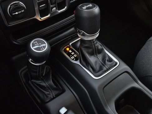 New 2026 Jeep Wrangler Unlimited Sport AWD/4WD image 19