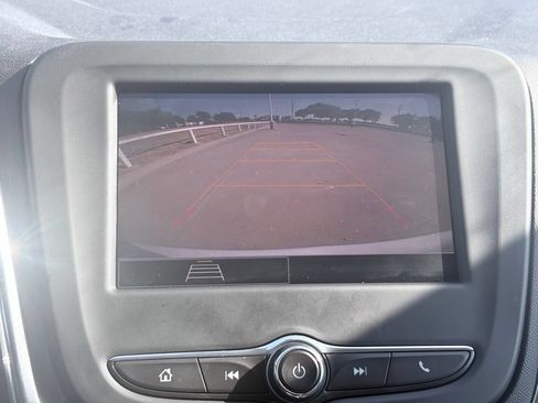 Used 2024 Chevrolet Equinox LT FWD image 10